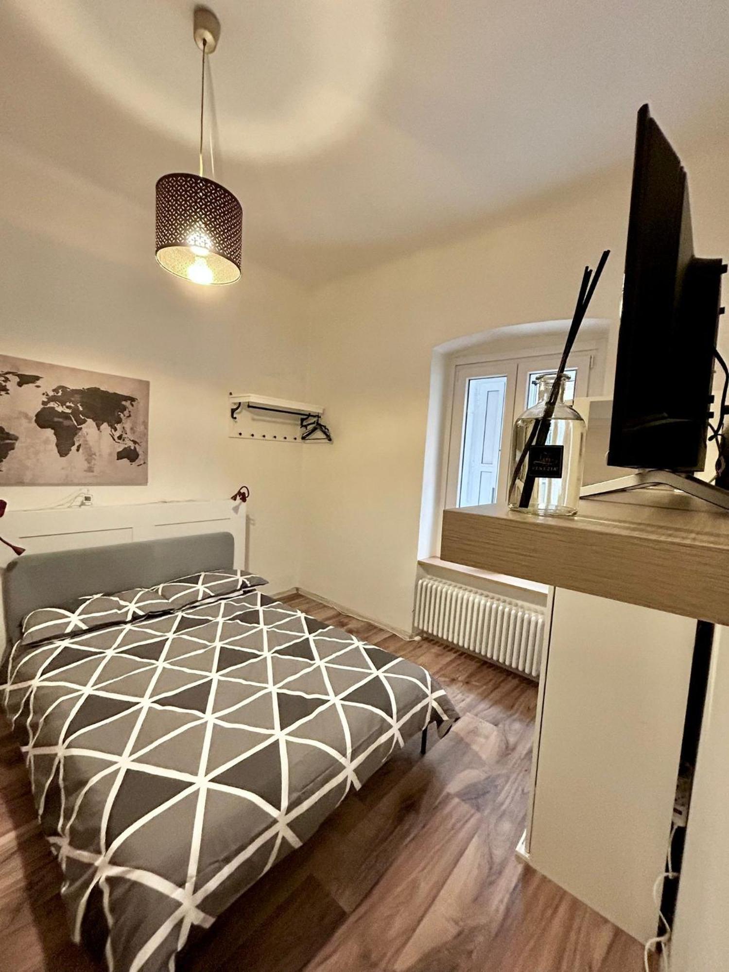 Residence Zar 4 Триест Екстериор снимка